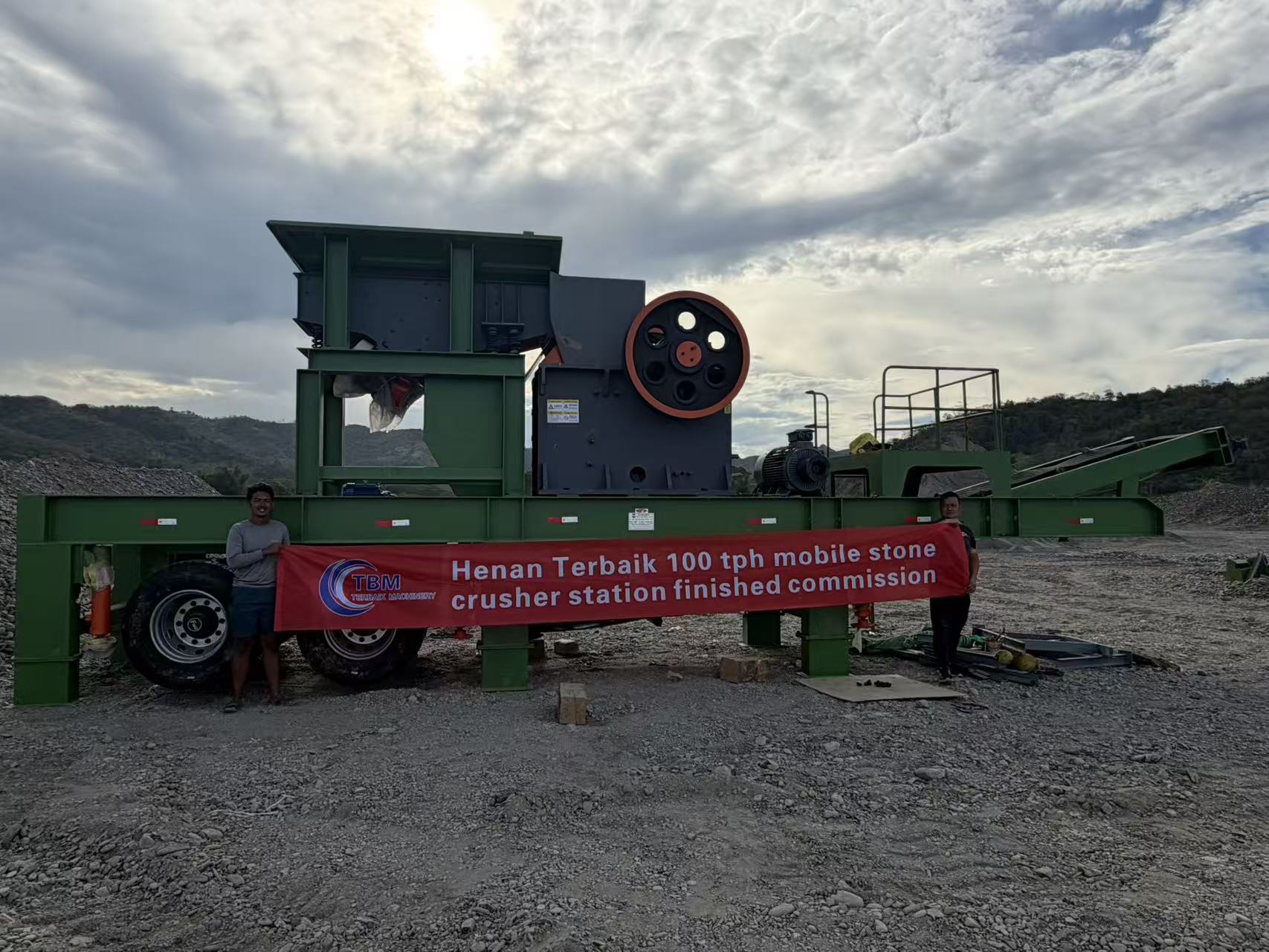 50-300 tph mobile stone crusher plant sale for phlippins with good price(pic2)